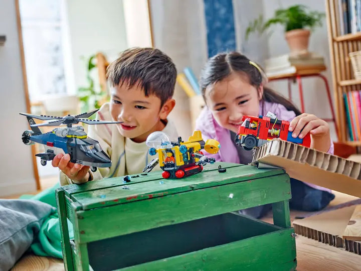 LEGO Helicopter, Fire Truck & Submarine Remix - 60462