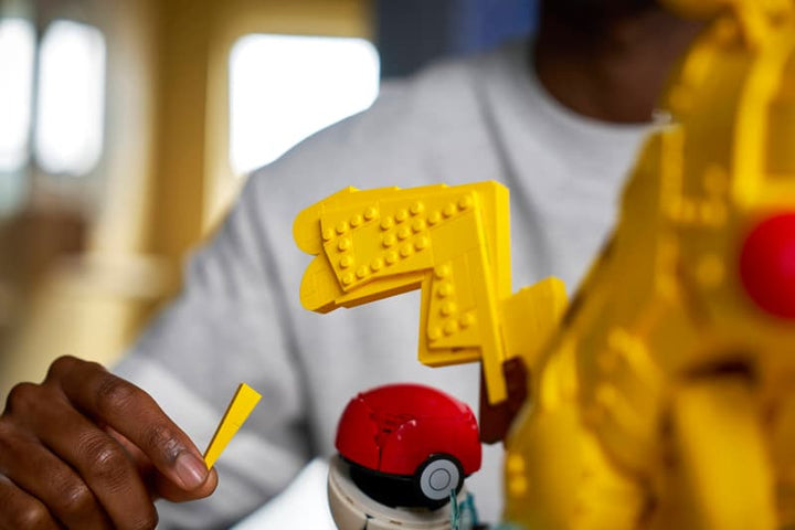 LEGO Pokémon - Pikachu and Poke Ball - 72152