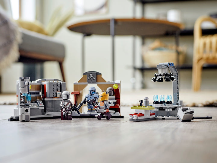 LEGO The Armorer’s Mandalorian Forge - 75319