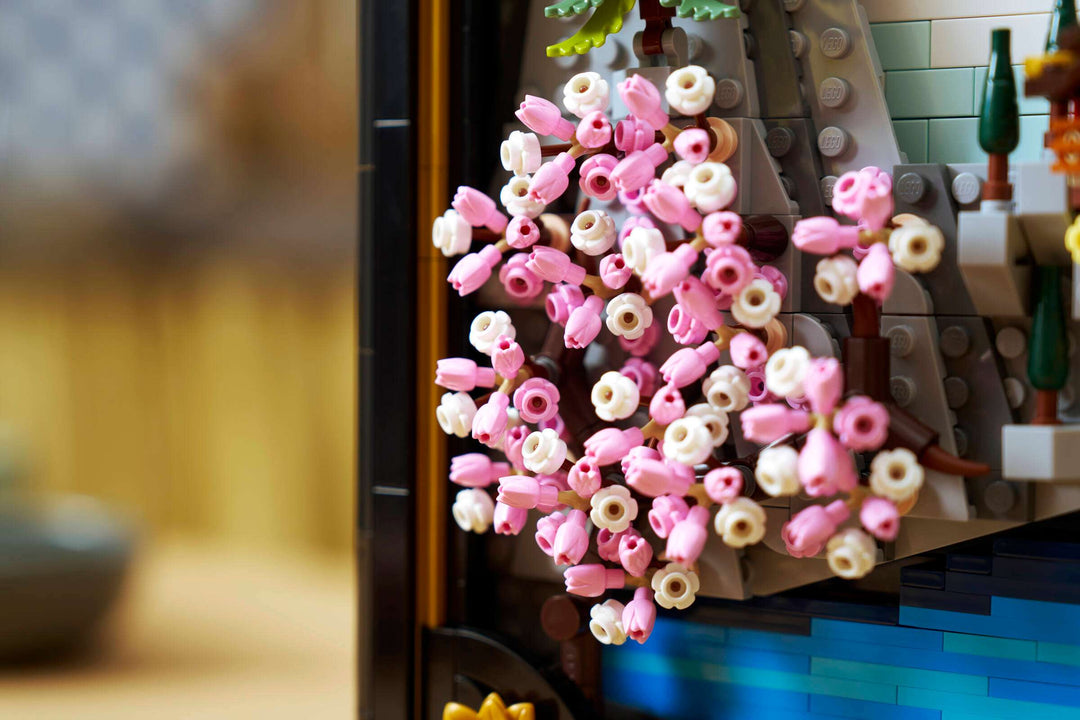 LEGO Japanese Cherry Blossom Landscape - 31218