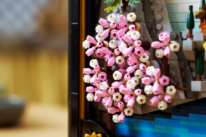 LEGO Japanese Cherry Blossom Landscape - 31218