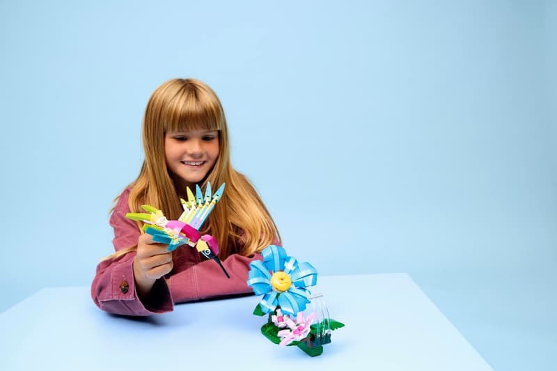 LEGO Creator 3 in 1 Colorful Hummingbird - 31384