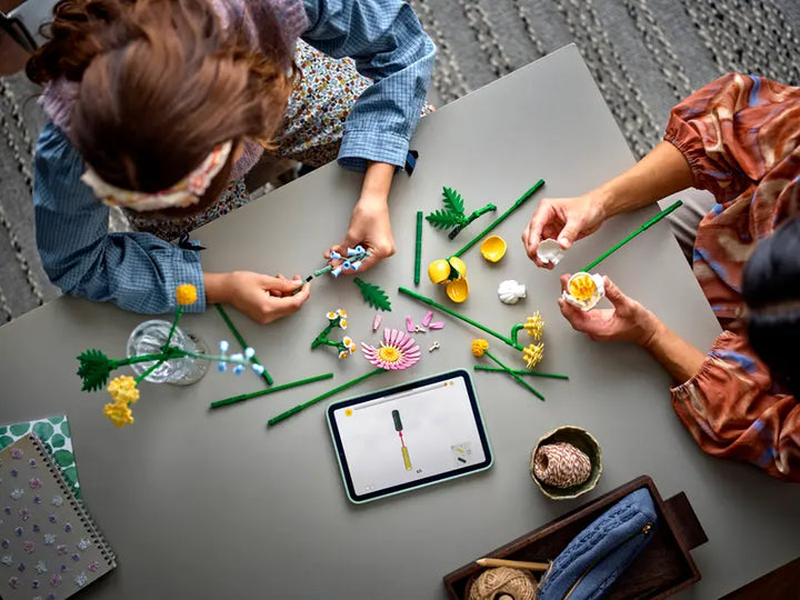 LEGO Botanicals Petite Sunny Bouquet Flower Set - 10347