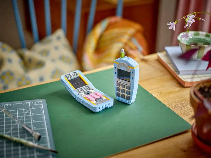 LEGO Creator 3 in 1 Retro Telephone - 31174